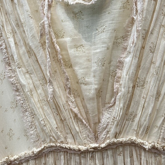 Magnolia Pearl Nonnie Belle - Picture 4 of 9